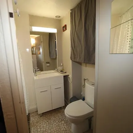 Apartamento One-bedroom In With Swimming Pool 227